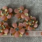 Pink Pearlized Rhinestone 3D Flower Choker Necklace Photo 5