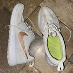 Nike Roshe Two Women Running Shoes Photo 1