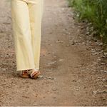 Boutique yellow jeans Size L Photo 1