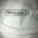 Miss Look  feather tee Photo 2