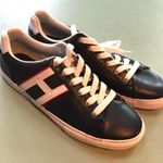 Tommy Hilfiger  low top sneakers Blue w/ red white accents Women’s size 10 Photo 1