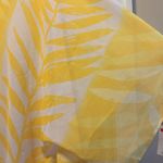 Carmen Marc Valvo NWTS TELLOW AND WHITE BEACH COVERUP BRIGHT AND CHEERFUL Photo 3