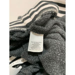 Victoria's Secret  Love VS Jogger Photo 5