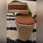 Tommy Bahama 🆕  Muted Sage Gold Sakura Ankle Strap Wedge Sandals Size 9.5M Photo 1