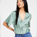 Levi's Women's Lindy Short Sleeve Blouse Green Medium NWT Casual Peplum Hem Photo 0
