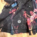 Lululemon  floral tennis skirt - size 0! Photo 3