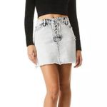 Alice + Olivia NWT HIGH RISE DENIM FRONT LACE UP SKIRT Verona White size 24 Photo 0