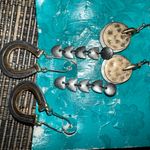 The Pioneer Woman‎ Silver and Tan Earring Trio Photo 3