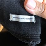 Universal Threads Universal Thread Black High Rise Pull On Jeggings Photo 4