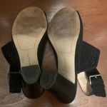 Tahari  Margaret 3 Women's Black Open Toe Sandals Block Heel Shoes Size 7 EUC Photo 6