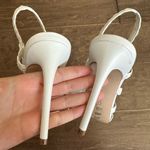 Alice + Olivia Fanniey Strappy Raffia Heeled Sandals Photo 5