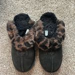 UGG cheetah print slippers Photo 1