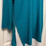 Kate & Mallory  Teal & White Flowy Top Photo 1