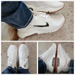 Nike Women’s Air Max 2090 Twist (Fossil Gum). Size 6.5 Photo 2