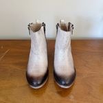 Circle G  • White & Black Zipper Fashion Booties western painted distressed Photo 2