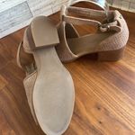 UGG Koolaburra by  Womens Tan Ashlyn Suede‎ Heeled Sandals Size 7 Photo 5
