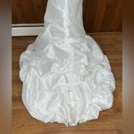 Stunning Allure Bridals Ivory Taffeta Mermaid Wedding Gown! Size 12 Photo 6