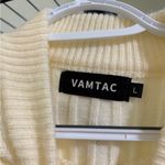 Elegant Cream Cable Knit Sweater Size L Photo 3