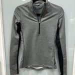 Nike  Pro Hyperwarm 1/4 Zip Pullover Athletic Jacket Women's XS Gray Sweater Photo 0