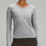 Lululemon  Swiftly Tech 2.0 Photo 0