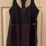 Lululemon Twist Around Tank Top Size 8 Black Built In Bra Light Support C/D Cup Photo 0