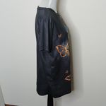 Multi color butterfly 🦋 short sleeve tee shirt size XL Black Photo 3