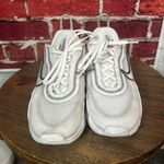 Nike Women’s  air max 2090 Photo 1