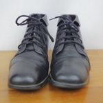 st. john's bay Black Leather Lace Up Cuffed Ankle Boots Ladies' 8M Photo 8