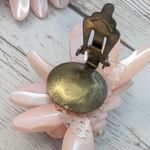 Vintage Clip On Earrings Photo 6
