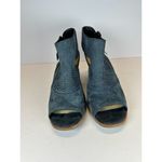 Paul Green Women's Size 7.5 Blue Cayanne Peep Toe Block Heels Bootie EUC Photo 3