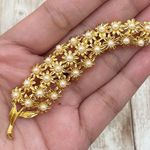 Vintage Faux Pearl Flowers Gold Photo 1