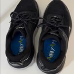 Hoka  Bondi 7 Black and White Athletic Shoes 7.5 Wide Photo 5