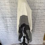 Apt. 9  women OS sweater wrap with front pockets & fringe hem white/grey  Photo 3