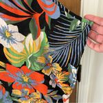 C&C California  Linen Blend Tropical Maxi Dress Caftan Coverup. Size Medium. Photo 3