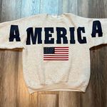 Gildan Vintage American Flag USA Sweater Photo 0