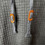 Vogue sport fashion hoodie size medium. Gray Photo 2