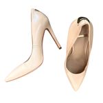 Marciano  Leather‎ Pointed Toe Pumps Cream Sz 7 Photo 3