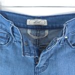 Levi's  Jeans Womens 6M (26x15) Blue Knee Length Bermuda Capri Stretch Mid Rise Photo 3