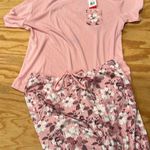 Flora Nikrooz NWT , 2 piece Pj’s, pink and floral Photo 0