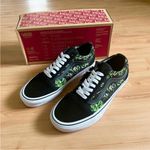 Vans Old Skool Low Top Black Green
Canvas Suede Sneakers
VNOA4BW2BML Women 8.OUS Photo 3