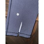 Lululemon Lulu Size 10 Navy Blue White Vertical stripes Capri Leggings EUC Photo 1