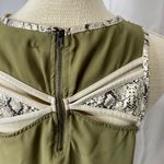 English Rose Green and snake print L tank Photo 7