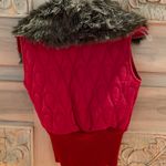 Ossira Red Vest with Fur Photo 1
