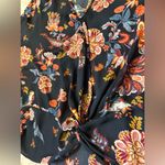 Signature Studio Size XL bird and floral print blouse • signature | studio Photo 2