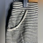Mod Ref  stripped shorts and top lounge set in size Medium. Photo 8