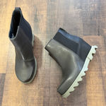 Sorel Joan of Arctic Wedge III Chelsea Bootie Dark Moss/Sage Size 7.5 Photo 0