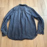 Lovestitch Women’s Blue Chambray Button Down Size L Photo 1