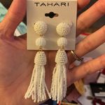 Tahari  earrings Photo 1