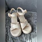 Circus by Sam Edelman  PEONY sandals🌼🌼🌼 Photo 1