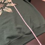 Jerzees  Women’s Green Quilt Star Crewneck Sweatshirt Medium Photo 7